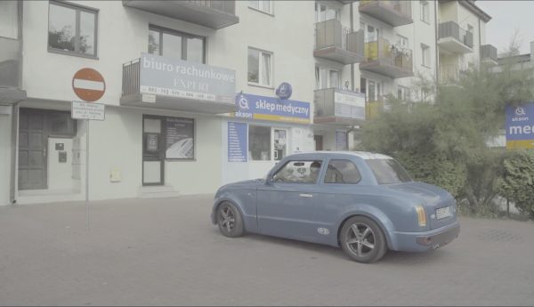 Mijanka na skrzyżowaniu i krzywe rondo
